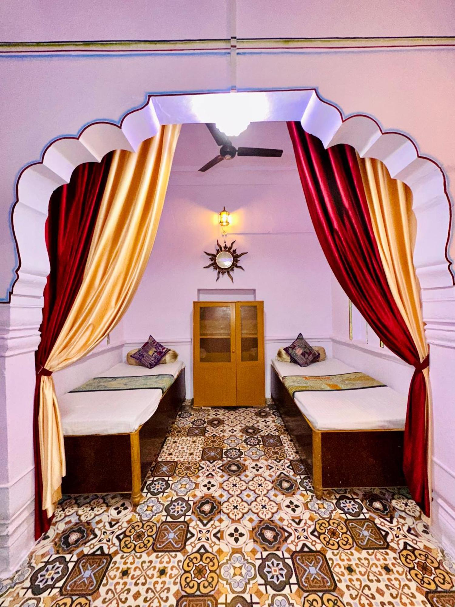 Hotel Kota Kunj Heritage Пушкар Екстер'єр фото